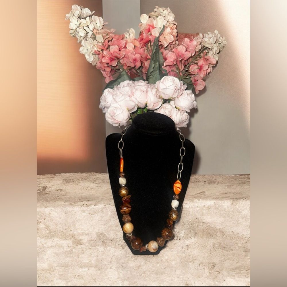 Vintage NY and Company Elegant Brown and Orange Beaded Necklace